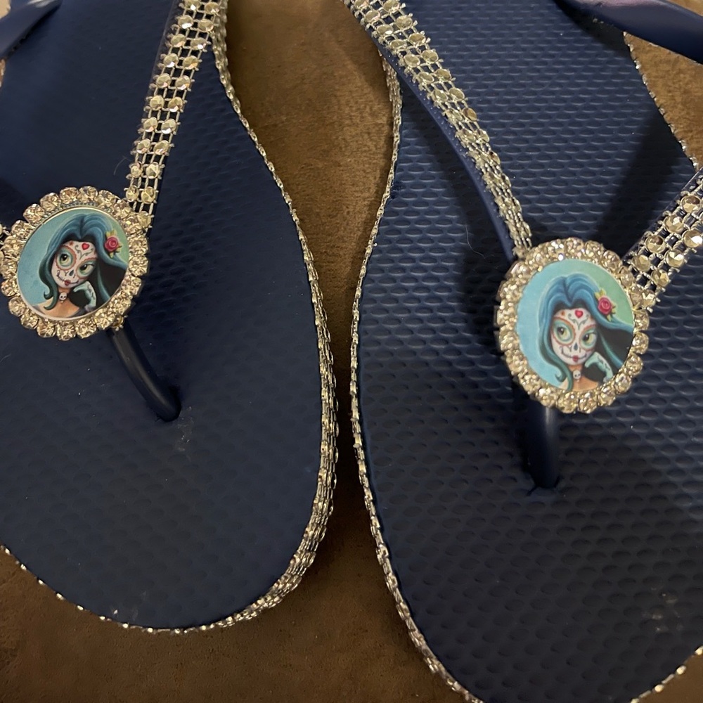 Skull sandals